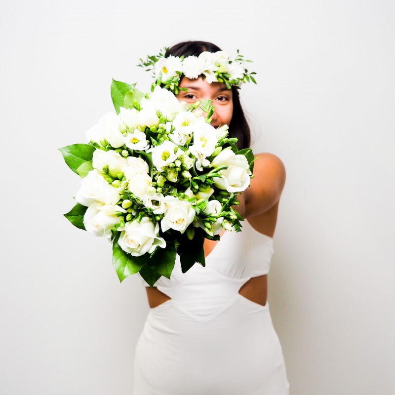 Bonquet de mariée classique roses pales, le pouvoir des fleurs Paris.